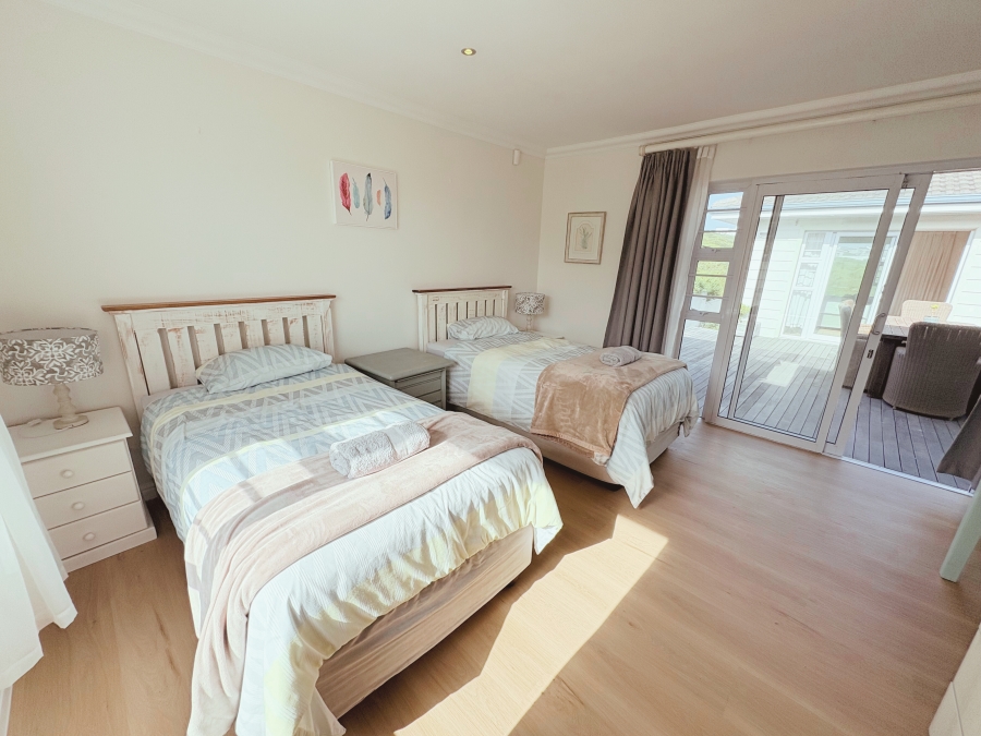 4 Bedroom Property for Sale in Yzerfontein Western Cape
